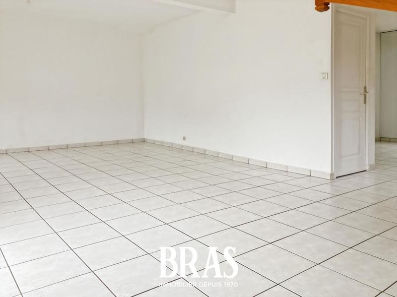 Maison - 98 m² - 5 pièces