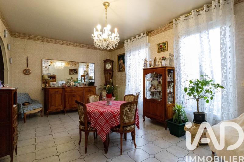 Maison - 139 m² - 7 pièces