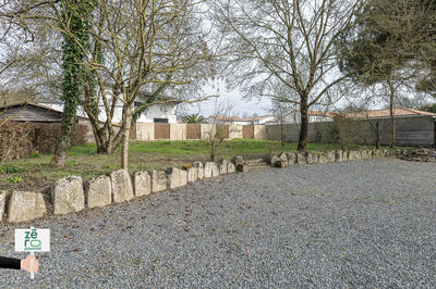 Maison - 307 m² - 5 pièces