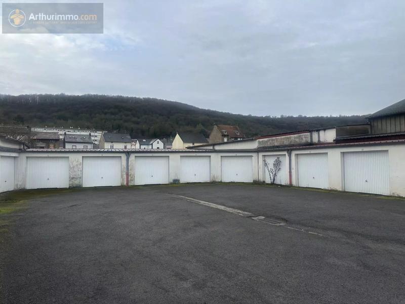 Parking / Garage - 375 m²