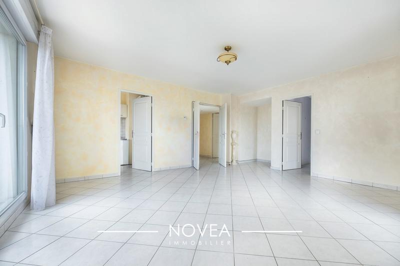 Appartement - 85 m² - 4 pièces