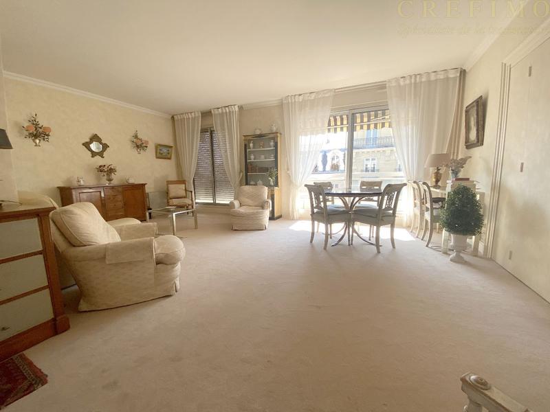 Appartement - 99 m² - 4 pièces