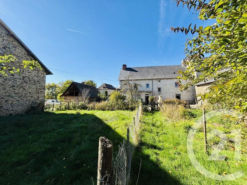 Maison de village - 236 m² - 5 pièces