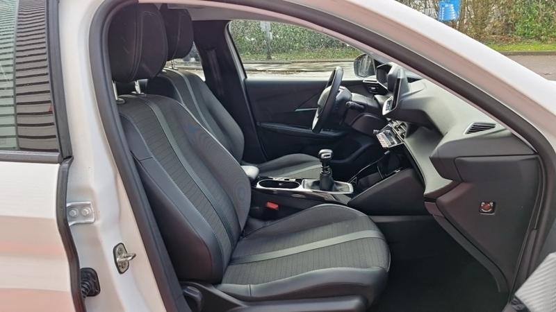 Peugeot 208 Puretech 100 Ss Bvm6 Allure