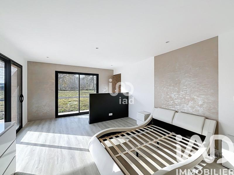 Maison - 167 m² - 6 pièces