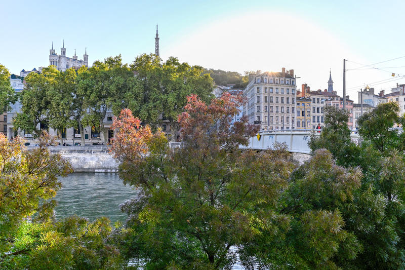 Appartement - 76 m² - 3 pièces