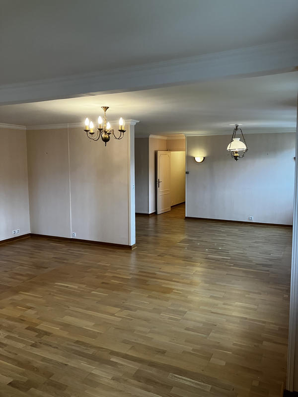 Appartement - 146 m² - 4 pièces