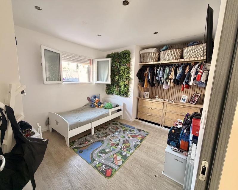 Maison - 121 m² - 5 pièces