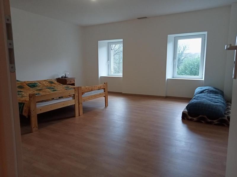 Maison - 305 m² - 9 pièces