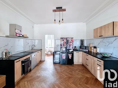 Appartement - 82 m² - 3 pièces