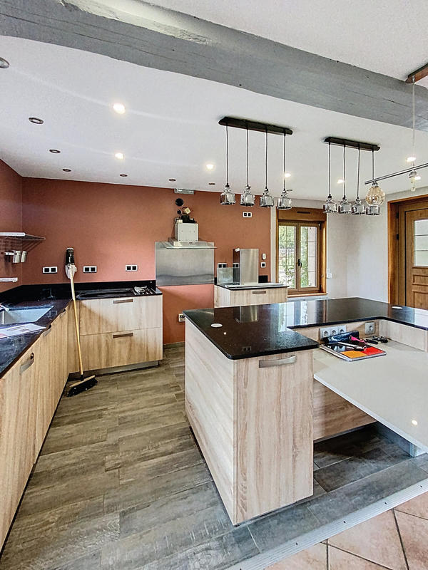 Maison - 155 m² - 7 pièces