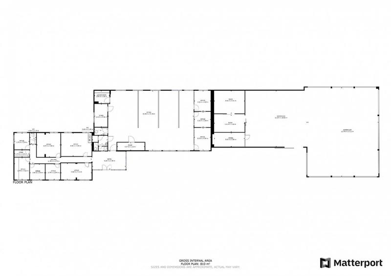 Local commercial - 819 m²