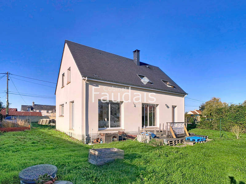 Maison - 114 m² - 6 pièces