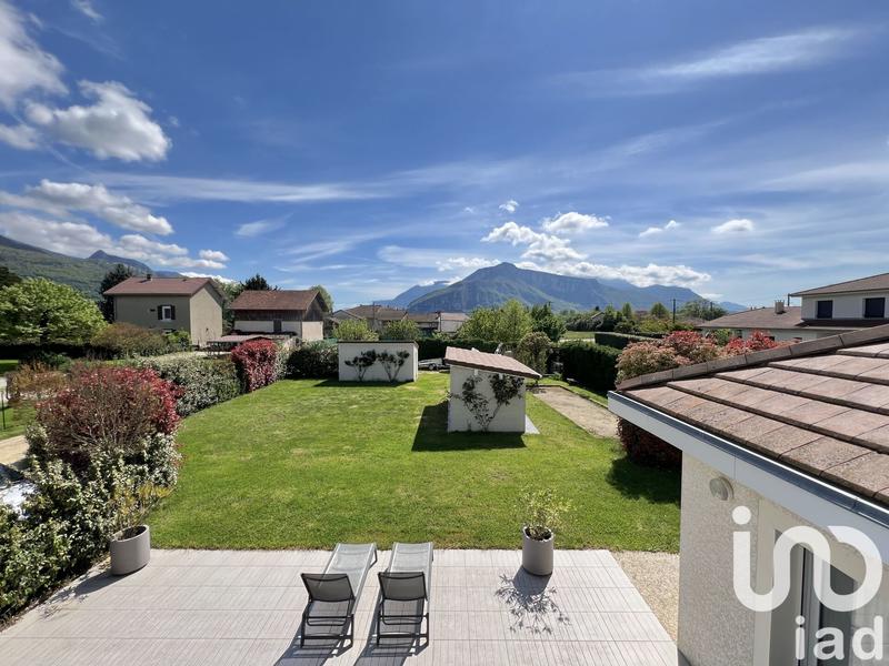 Maison de maîtres - 233 m² - 7 pièces