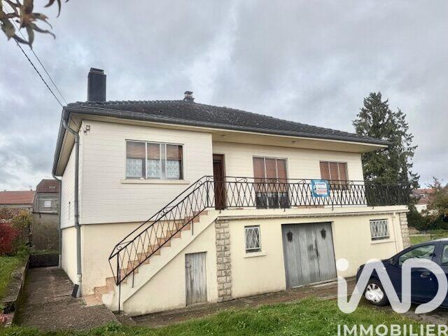 Maison - 93 m² - 5 pièces