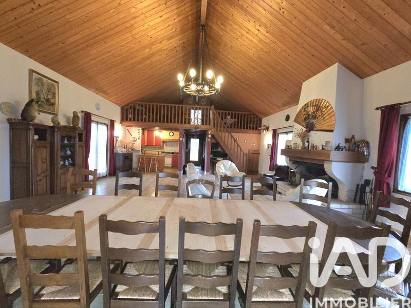 Maison - 106 m² - 2 pièces