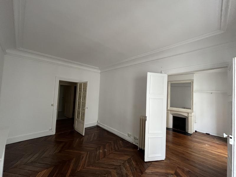Appartement - 100 m² - 4 pièces
