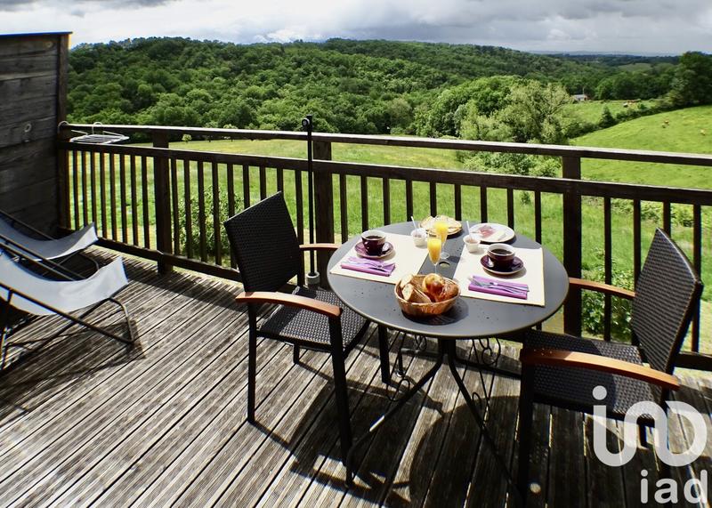 Maison - 462 m² - 10 pièces