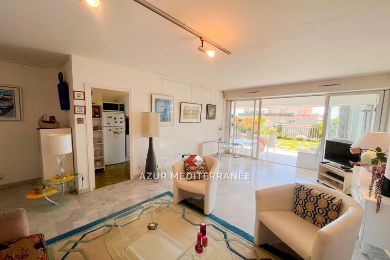 Appartement - 75 m² - 3 pièces