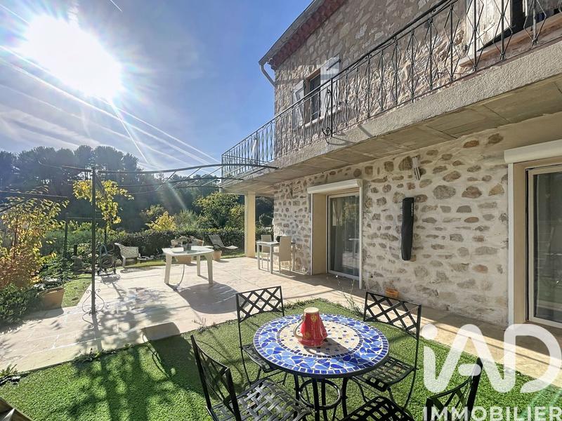 Maison - 79 m² - 3 pièces