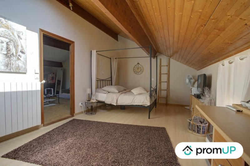 Maison - 170 m² - 6 pièces