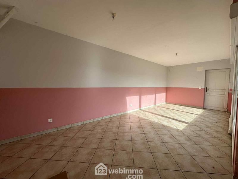 Maison - 228 m² - 7 pièces