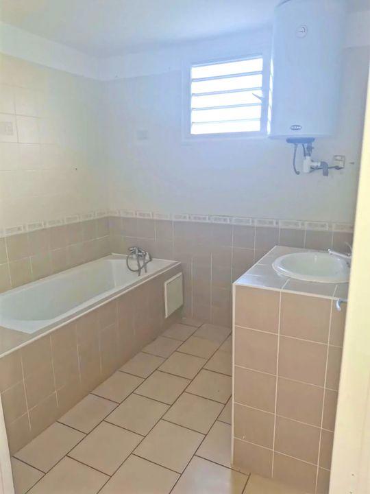 Maison - 100 m² - 6 pièces