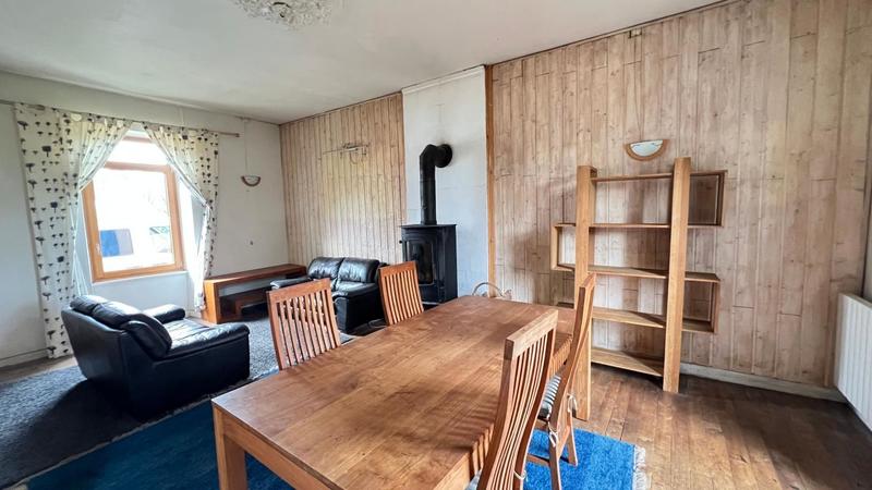 Maison - 231 m² - 6 pièces