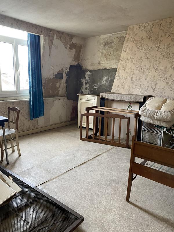 Maison - 170 m² - 11 pièces