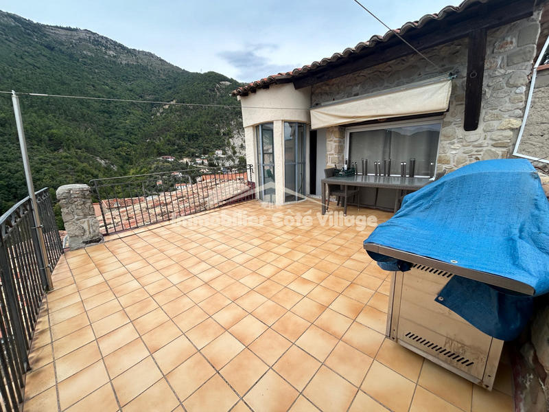 Appartement - 125 m² - 5 pièces