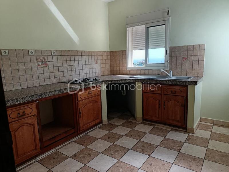 Demeure - 118 m² - 5 pièces