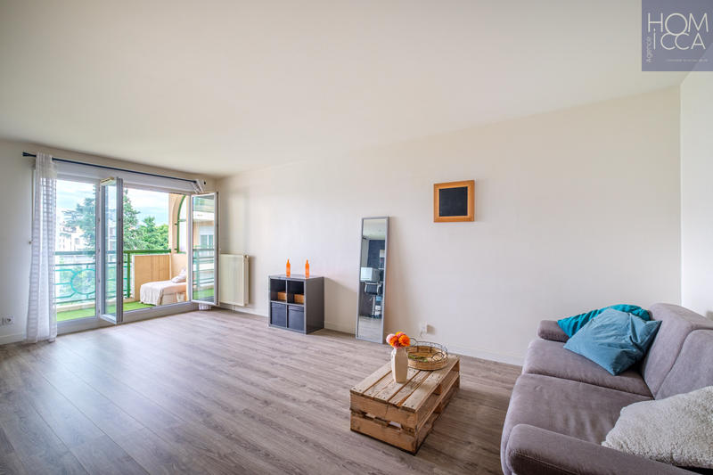 Appartement - 75 m² - 3 pièces