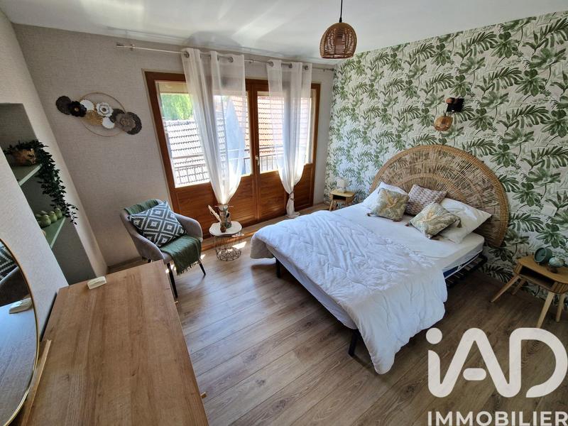 Maison - 135 m² - 6 pièces