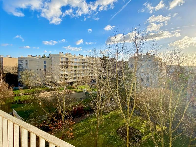 Appartement - 107 m² - 5 pièces