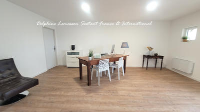 Maison - 400 m² - 11 pièces