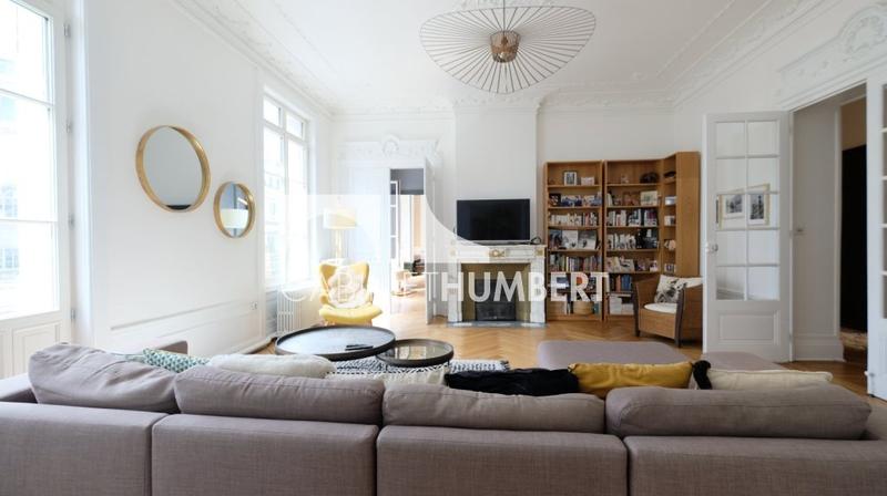 Appartement - 176 m² - 6 pièces