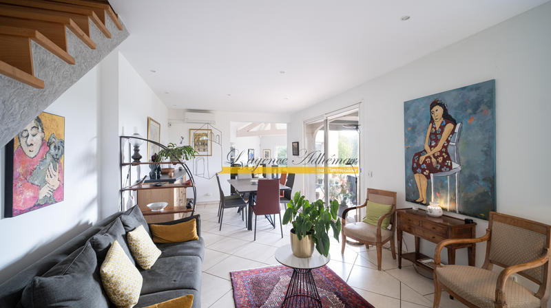 Maison - 177 m² - 5 pièces