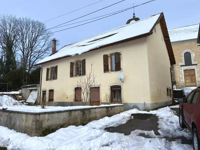 Maison - 132 m² - 8 pièces