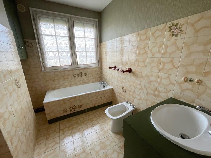 Maison traditionnelle - 80 m² - 5 pièces