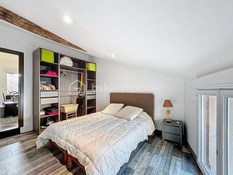 Maison - 215 m² - 8 pièces