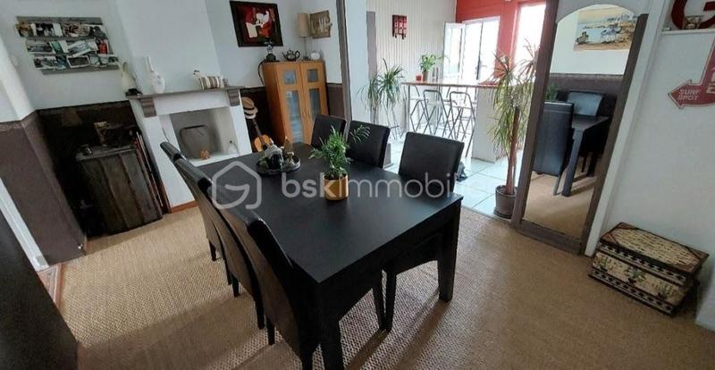 Maison - 90 m² - 6 pièces