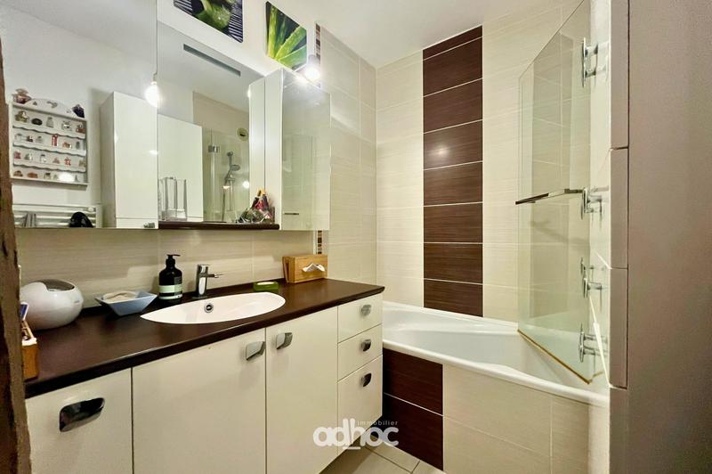 Appartement - 87 m² - 3 pièces