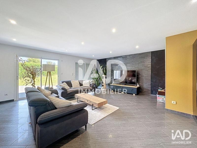 Maison - 182 m² - 5 pièces