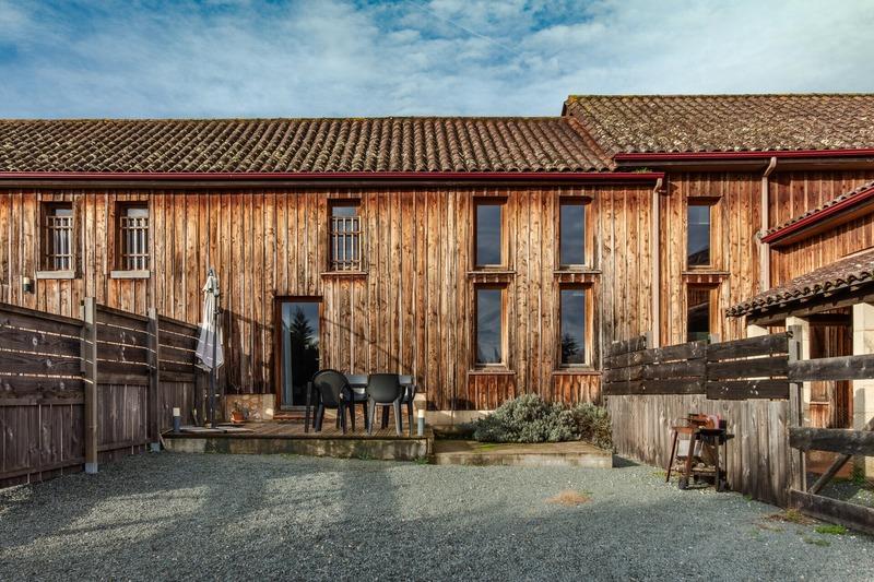 Propriété - 564 m² - 16 pièces