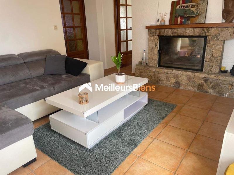 Maison - 140 m² - 4 pièces