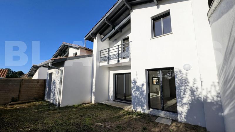 Maison contemporaine - 120 m² - 5 pièces