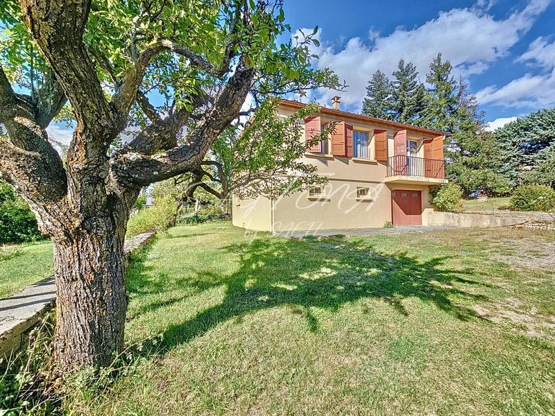 Maison - 60 m² - 4 pièces