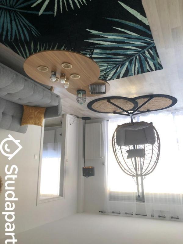 Chambre - 11 m² - 1 pièce