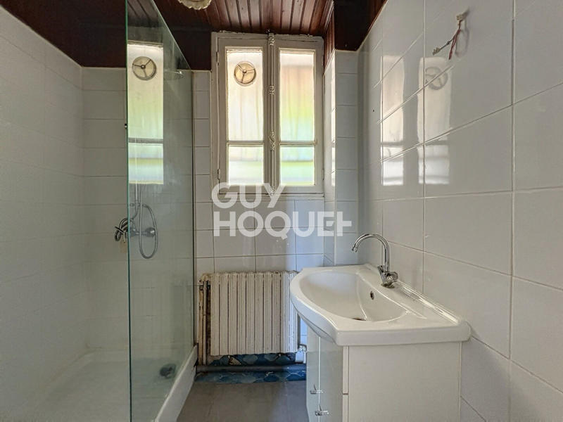 Maison - 108 m² - 8 pièces