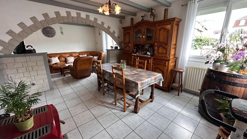 Maison - 100 m² - 5 pièces